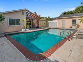 10624 S 6th Avenue, Inglewood CA 90303