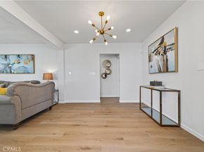 1960 Chariton Street, Los Angeles CA 90034