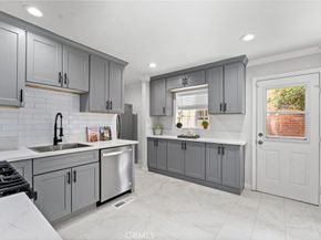 1960 Chariton Street, Los Angeles CA 90034