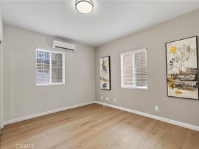 1960 Chariton Street, Los Angeles CA 90034