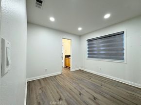 49 N Parkwood 7, Pasadena CA 91107
