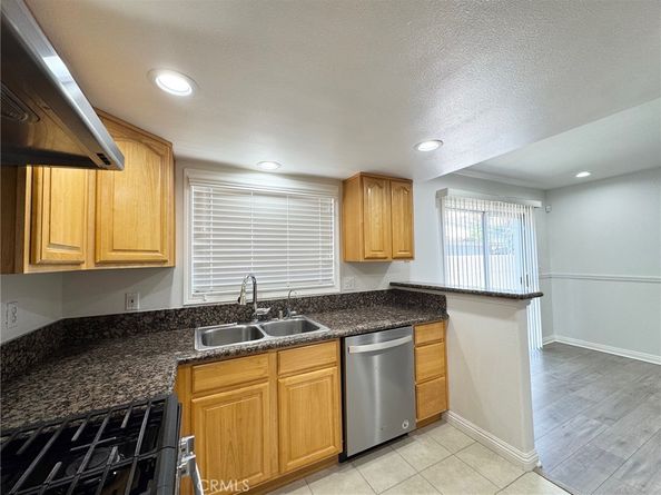 49 N Parkwood 7, Pasadena CA 91107