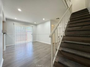 49 N Parkwood 7, Pasadena CA 91107