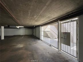 49 N Parkwood 7, Pasadena CA 91107