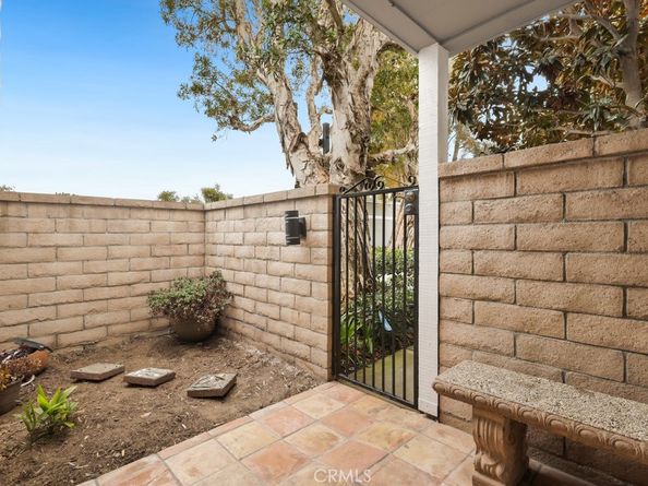 3631 Windspun Drive, Huntington Beach CA 92649