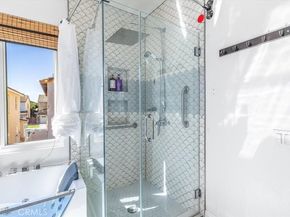 22821 Oak Knoll, Carson CA 90745