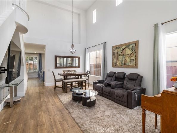 22821 Oak Knoll, Carson CA 90745