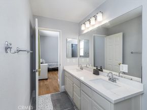 22821 Oak Knoll, Carson CA 90745