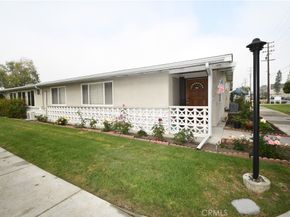 1842 Thunderbird Dr. 1A, Seal Beach CA 90740
