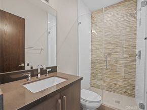 320 35th Street, Manhattan Beach CA 90266