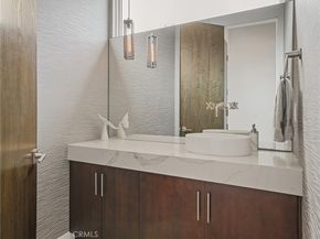 320 35th Street, Manhattan Beach CA 90266