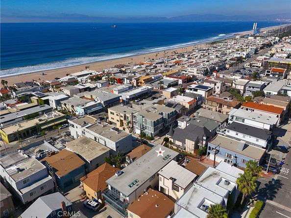 320 35th Street, Manhattan Beach CA 90266