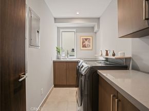 320 35th Street, Manhattan Beach CA 90266