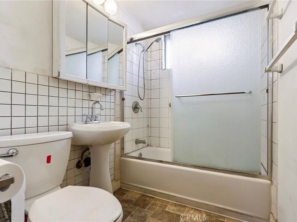 22719 Gulf Avenue, Carson CA 90745