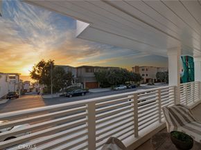 212 Manhattan Avenue, Manhattan Beach CA 90266