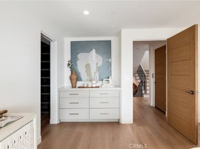 212 Manhattan Avenue, Manhattan Beach CA 90266