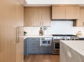 212 Manhattan Avenue, Manhattan Beach CA 90266