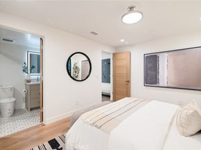 212 Manhattan Avenue, Manhattan Beach CA 90266