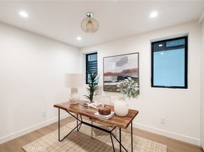 212 Manhattan Avenue, Manhattan Beach CA 90266