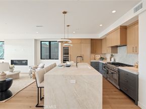 212 Manhattan Avenue, Manhattan Beach CA 90266