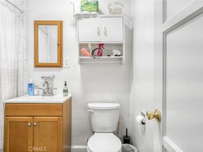 2045 Penmar Avenue, Venice CA 90291