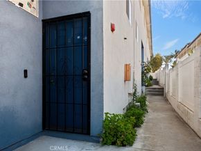 532 Venice Way 8, Inglewood CA 90302