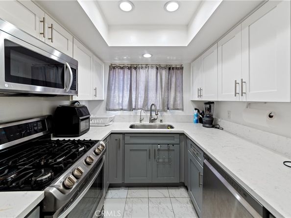 532 Venice Way 8, Inglewood CA 90302