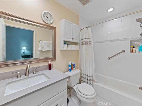 532 Venice Way 8, Inglewood CA 90302