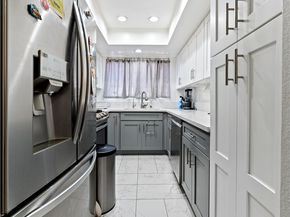 532 Venice Way 8, Inglewood CA 90302