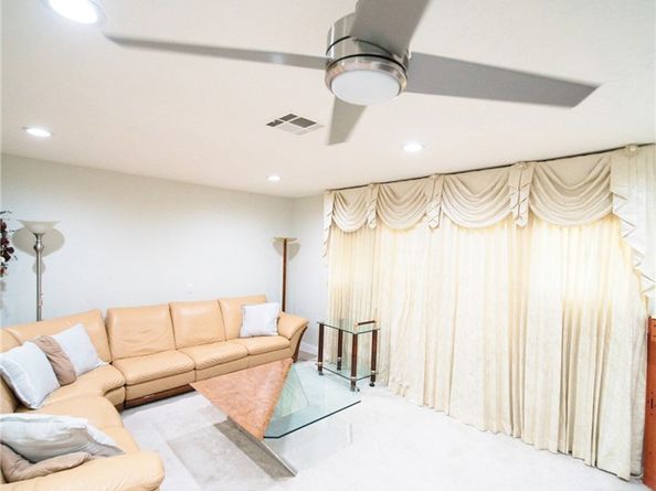 532 Venice Way 8, Inglewood CA 90302