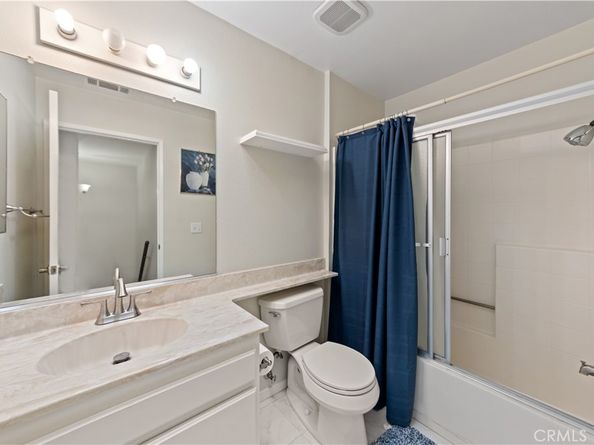 532 Venice Way 8, Inglewood CA 90302
