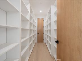 461 NW Chabela Dr., Manhattan Beach CA 90266