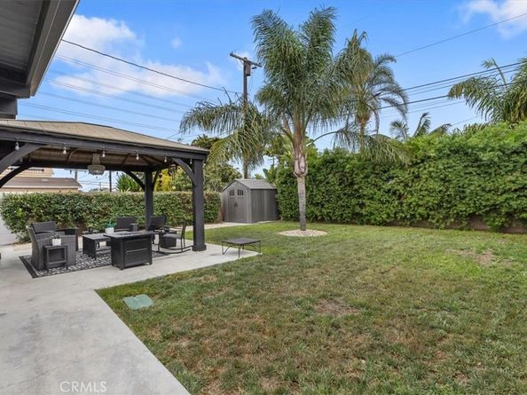 17511 Delia Avenue, Torrance CA 90504
