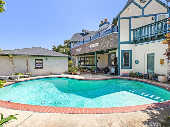 8001 Alverstone Avenue, Los Angeles CA 90045