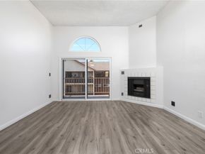 445 W 6th Street 409, Long Beach CA 90802