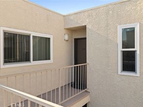 445 W 6th Street 409, Long Beach CA 90802