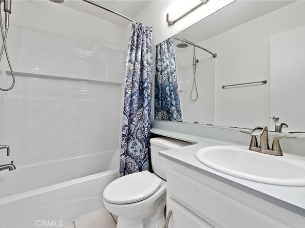 445 W 6th Street 409, Long Beach CA 90802