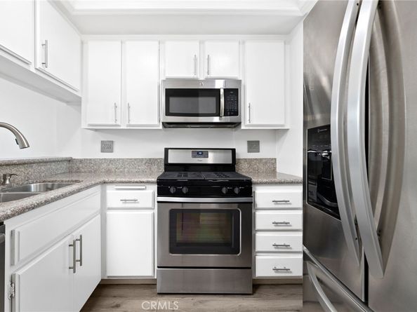 445 W 6th Street 409, Long Beach CA 90802