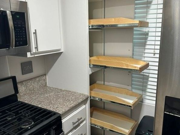 445 W 6th Street 409, Long Beach CA 90802