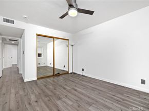 445 W 6th Street 409, Long Beach CA 90802