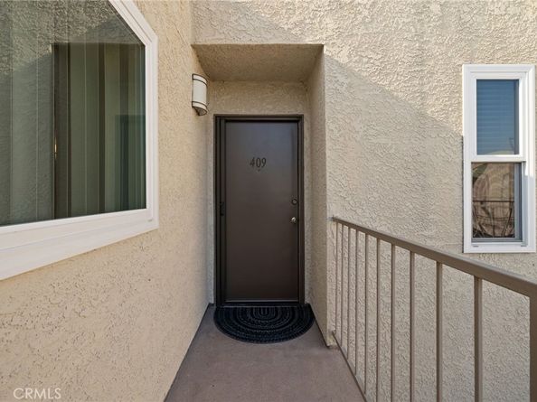 445 W 6th Street 409, Long Beach CA 90802