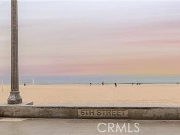 216 6th Street, Manhattan Beach CA 90266