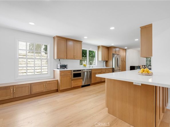 23024 Park Veneto, Calabasas CA 91302