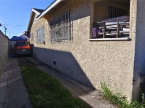 700 W 53rd, Los Angeles CA 90037