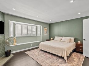 10229 Variel 12, Chatsworth CA 91311