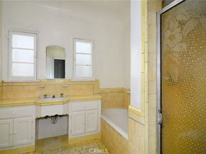 6356 Orange Street, Los Angeles CA 90048