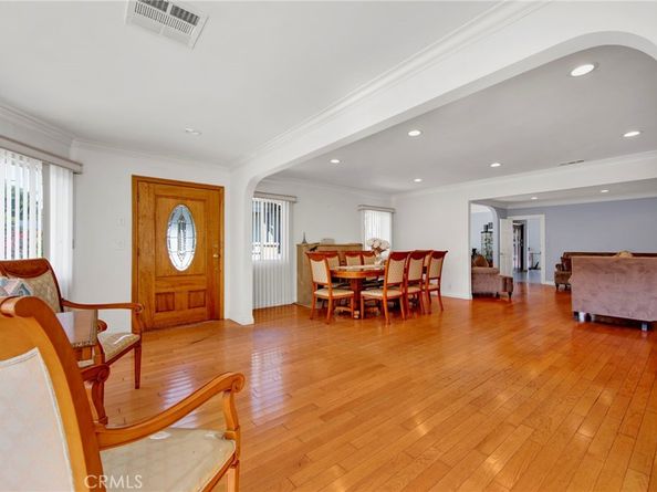 1318 N Alexandria Avenue, Los Angeles CA 90027