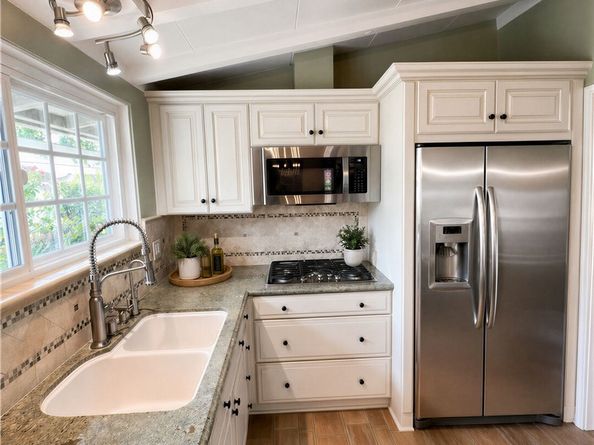 6750 Limerick Avenue, Winnetka CA 91306
