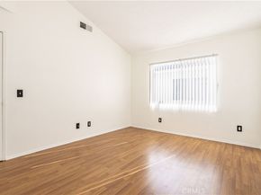 8800 Burnet 8, North Hills CA 91343