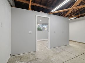 10557 Reseda, Northridge CA 91326